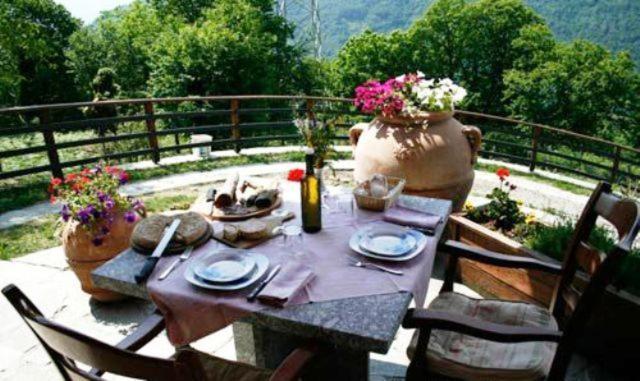 Agriturismo La Fonte Di Mariella Gravedona Exterior foto