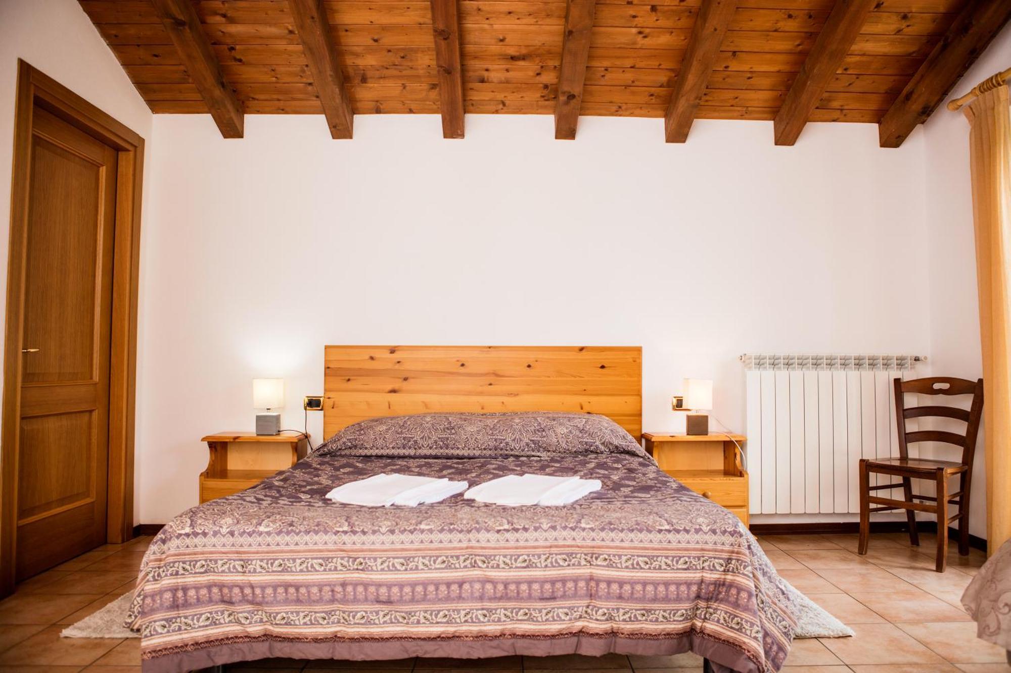 Agriturismo La Fonte Di Mariella Gravedona Zimmer foto